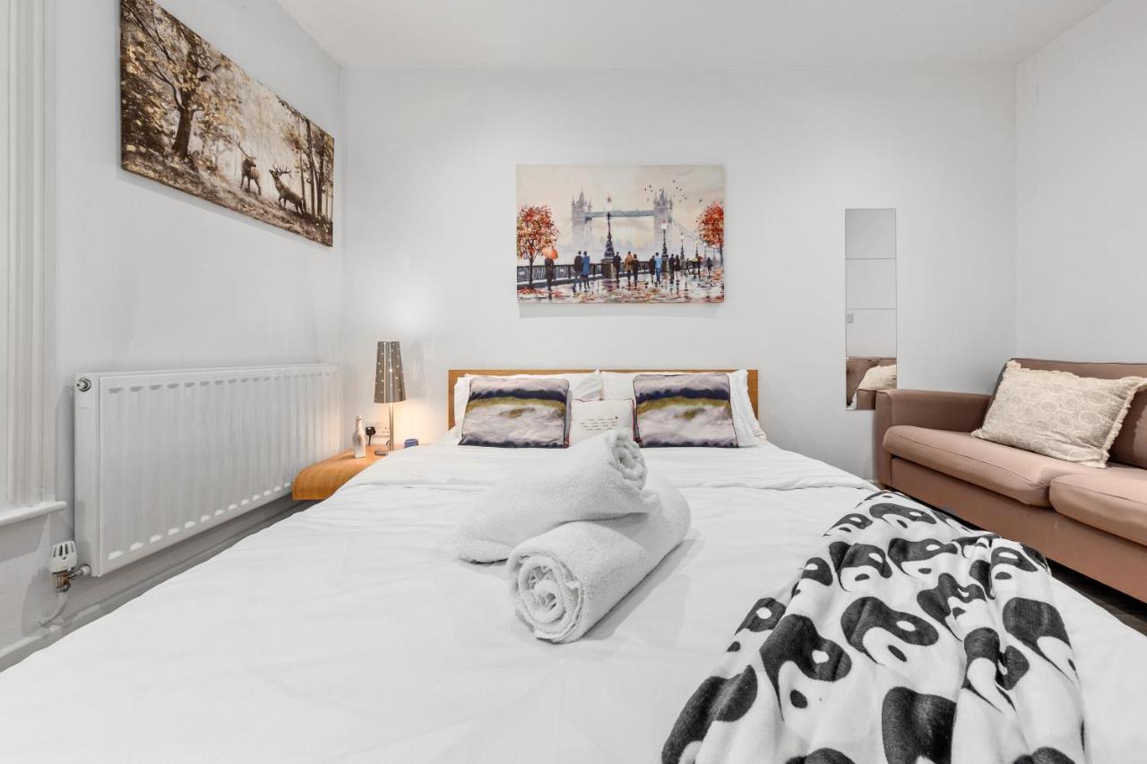 3-Bedroom Flat In London Sleeps 14 Hy1 외부 사진