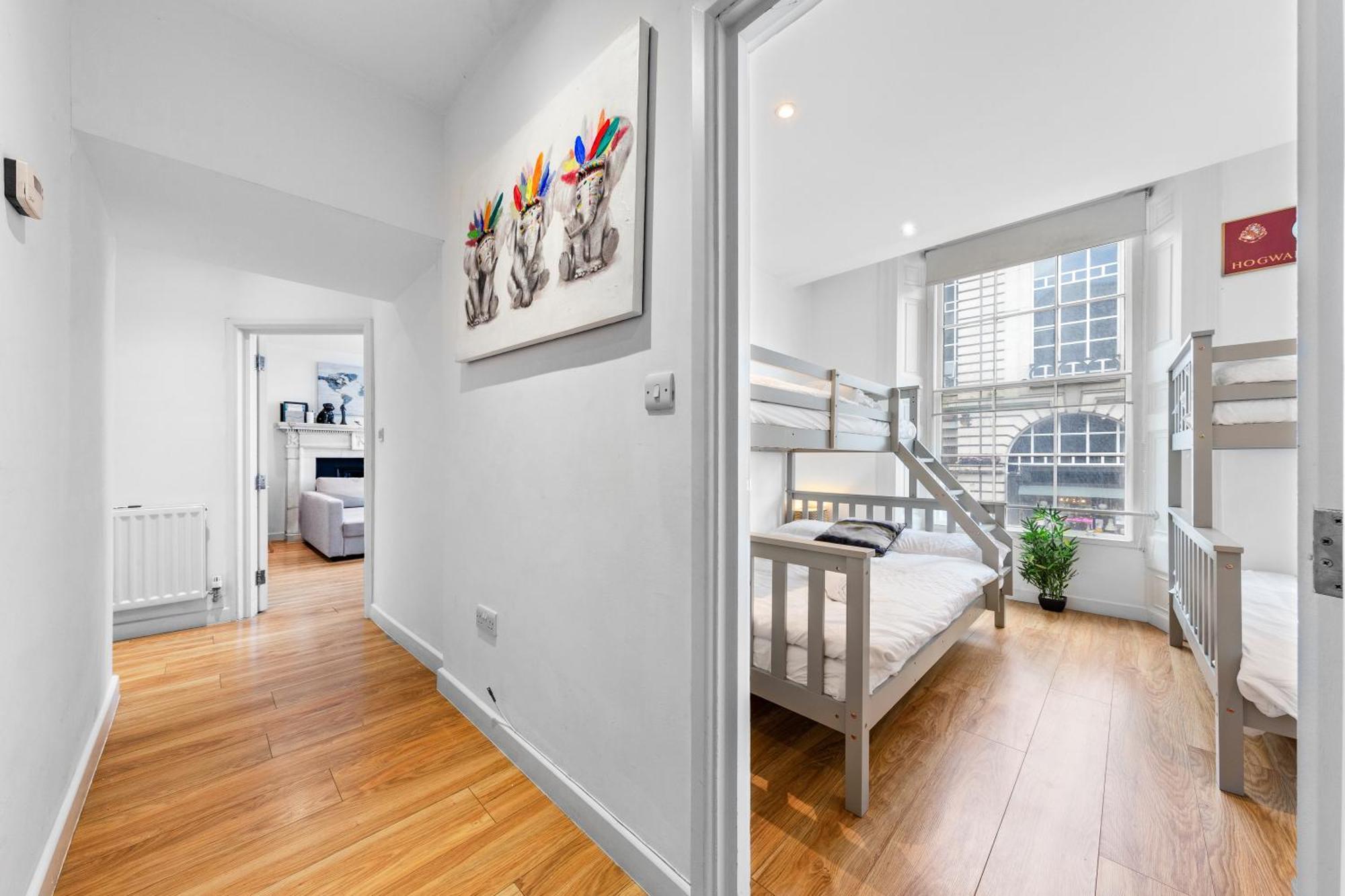 3-Bedroom Flat In London Sleeps 14 Hy1 외부 사진